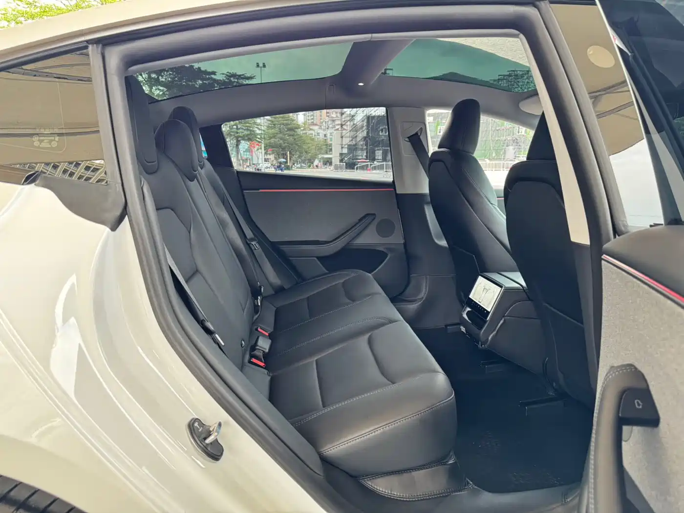 Tesla Model 3 2025 Model Rear-Wheel Drive Edition фото 14