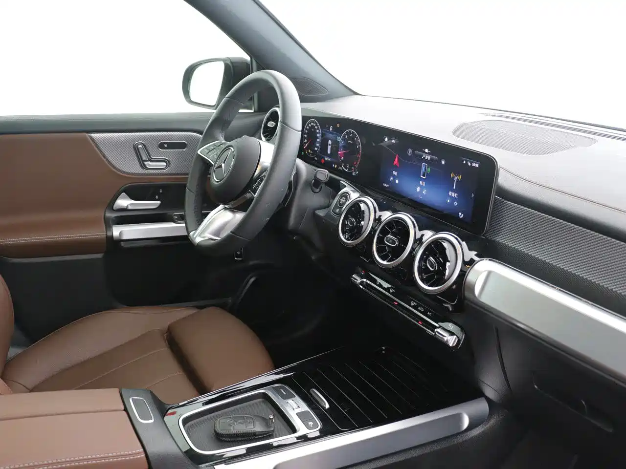 Mercedes-Benz GLB 2024 GLB 200 Dynamic фото 12