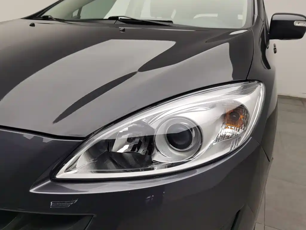 Mazda Mazda5 2013 2013 2.0L Automatic Comfort