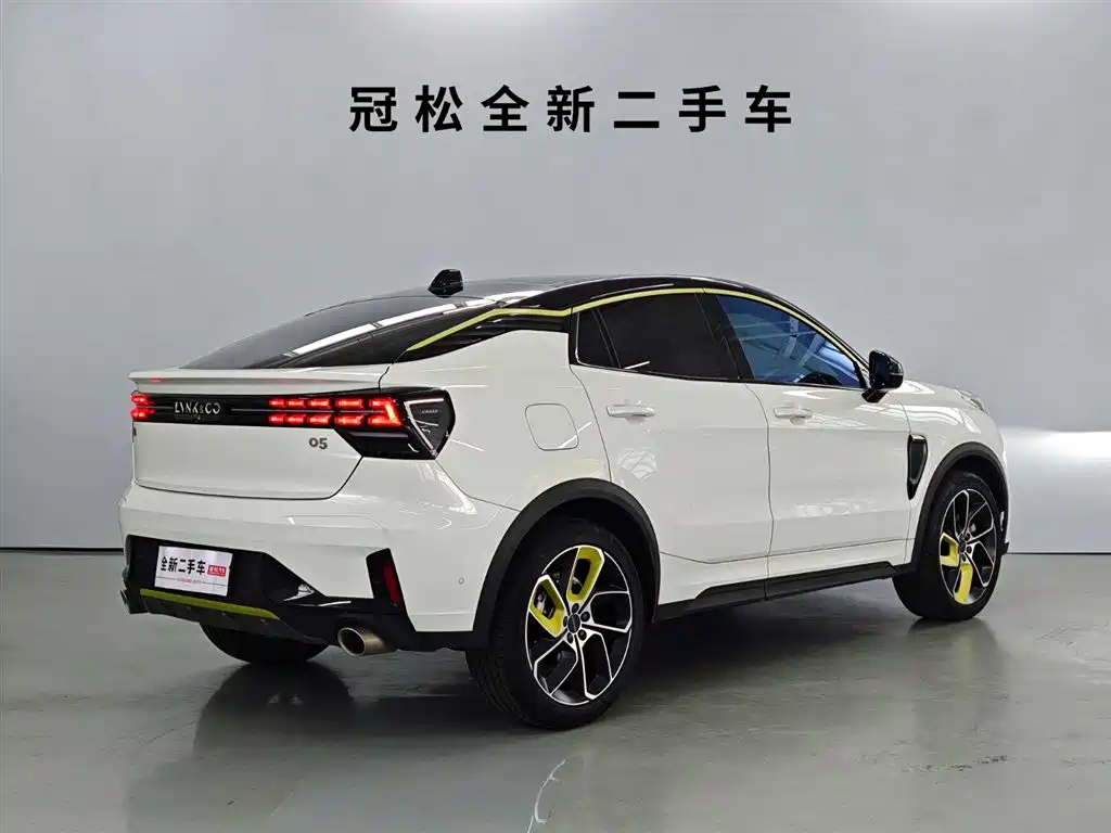 Lynk & Co 05 2022 2.0TD 2WD Shine Halo фото 4
