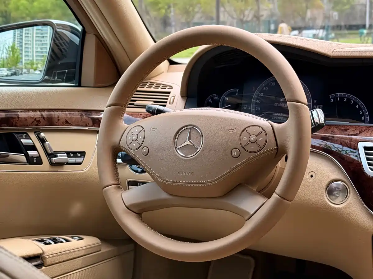 Mercedes-Benz S-Class 2011 S 350 L CGI 4MATIC фото 10