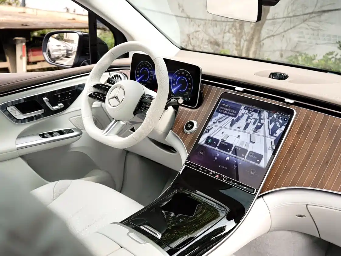 Mercedes-Benz EQE SUV 2024 500 4MATIC Pioneer Edition фото 11