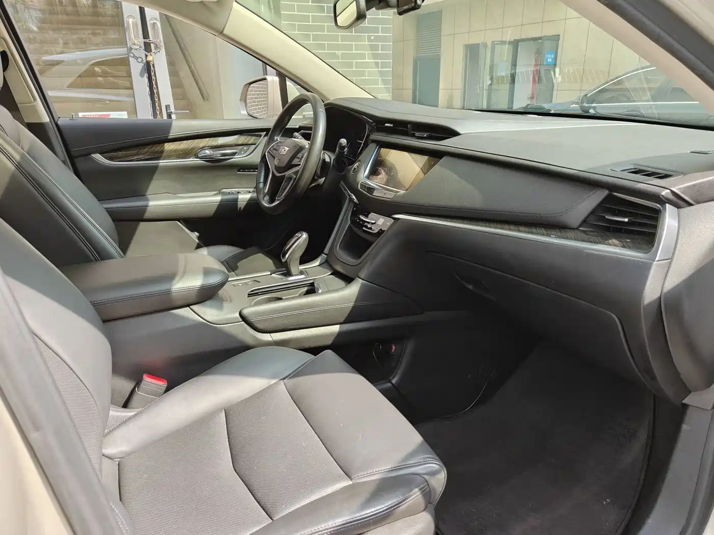 Cadillac XT5 2016 25T Luxury Model фото 11