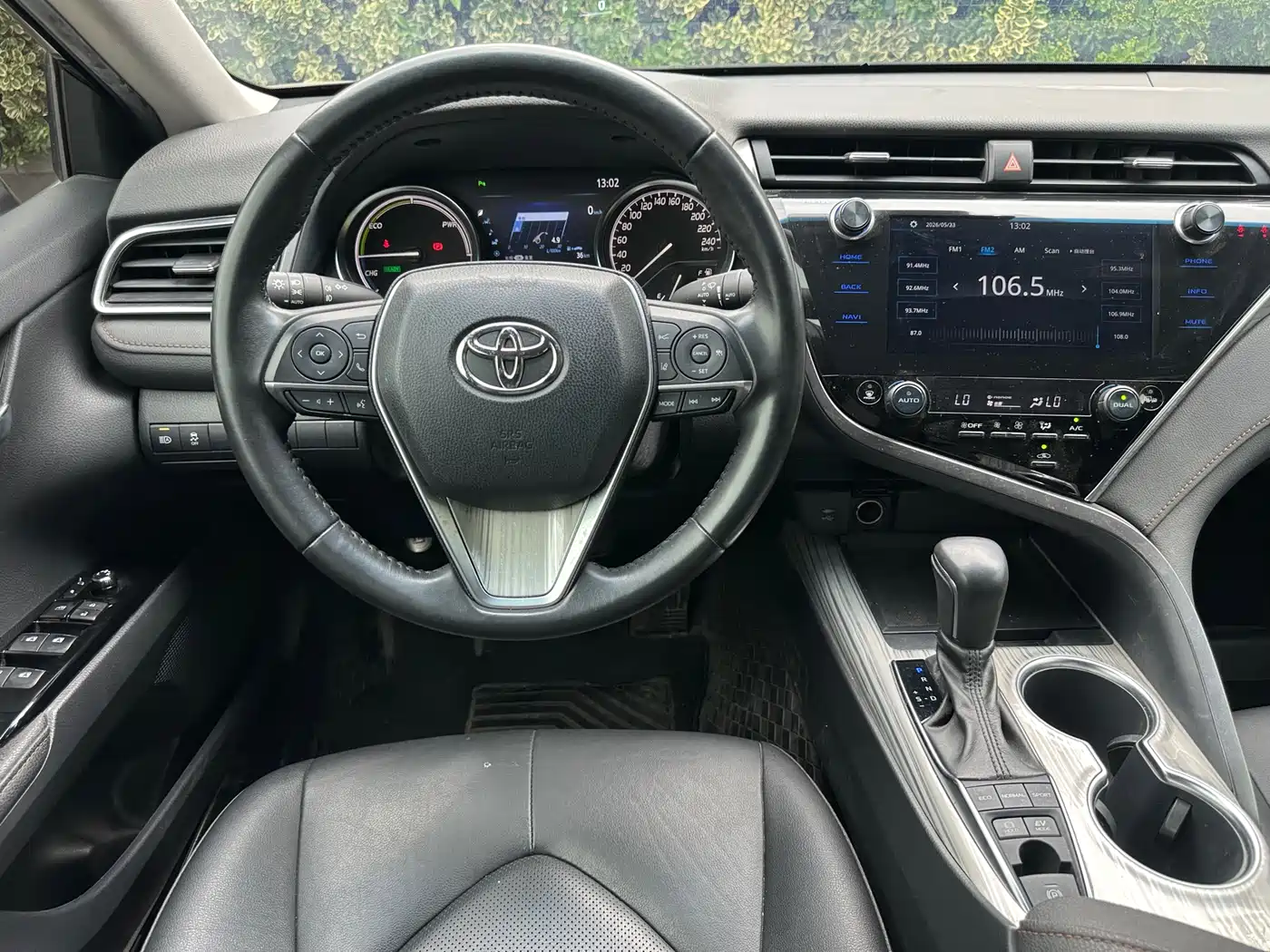 Toyota Camry 2019 Hybrid 2.5HG Luxury Edition China V фото 12
