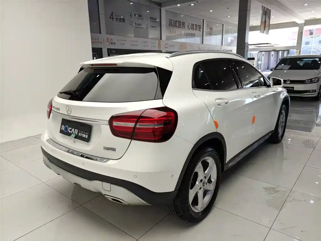 Mercedes-Benz GLA 2017 GLA 200 Dynamic фото 31