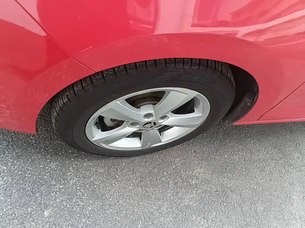Škoda Skoda Rapid Spaceback 2019 2019 Facelift 1.5L Automatic Comfort Version China V