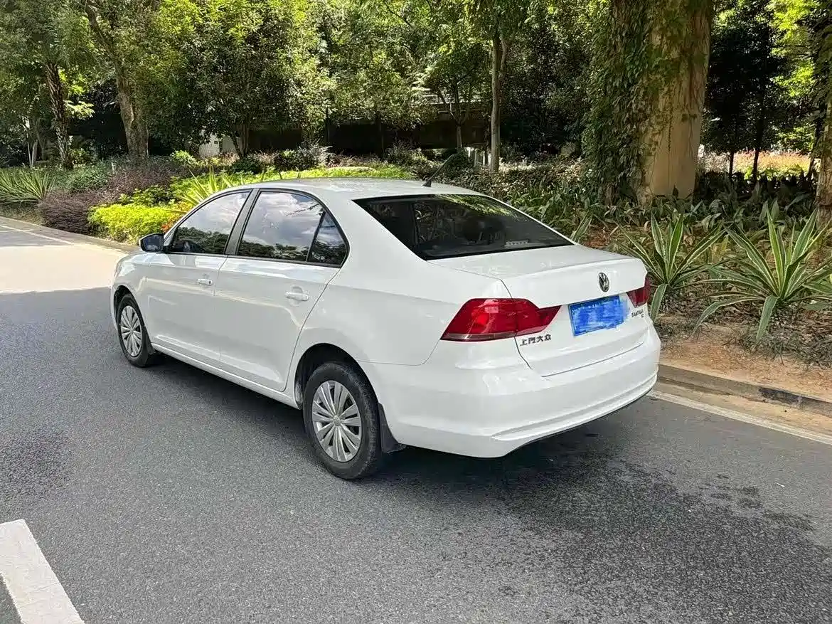 Volkswagen Santana 2016 1.6L Automatic Trend Edition фото 4