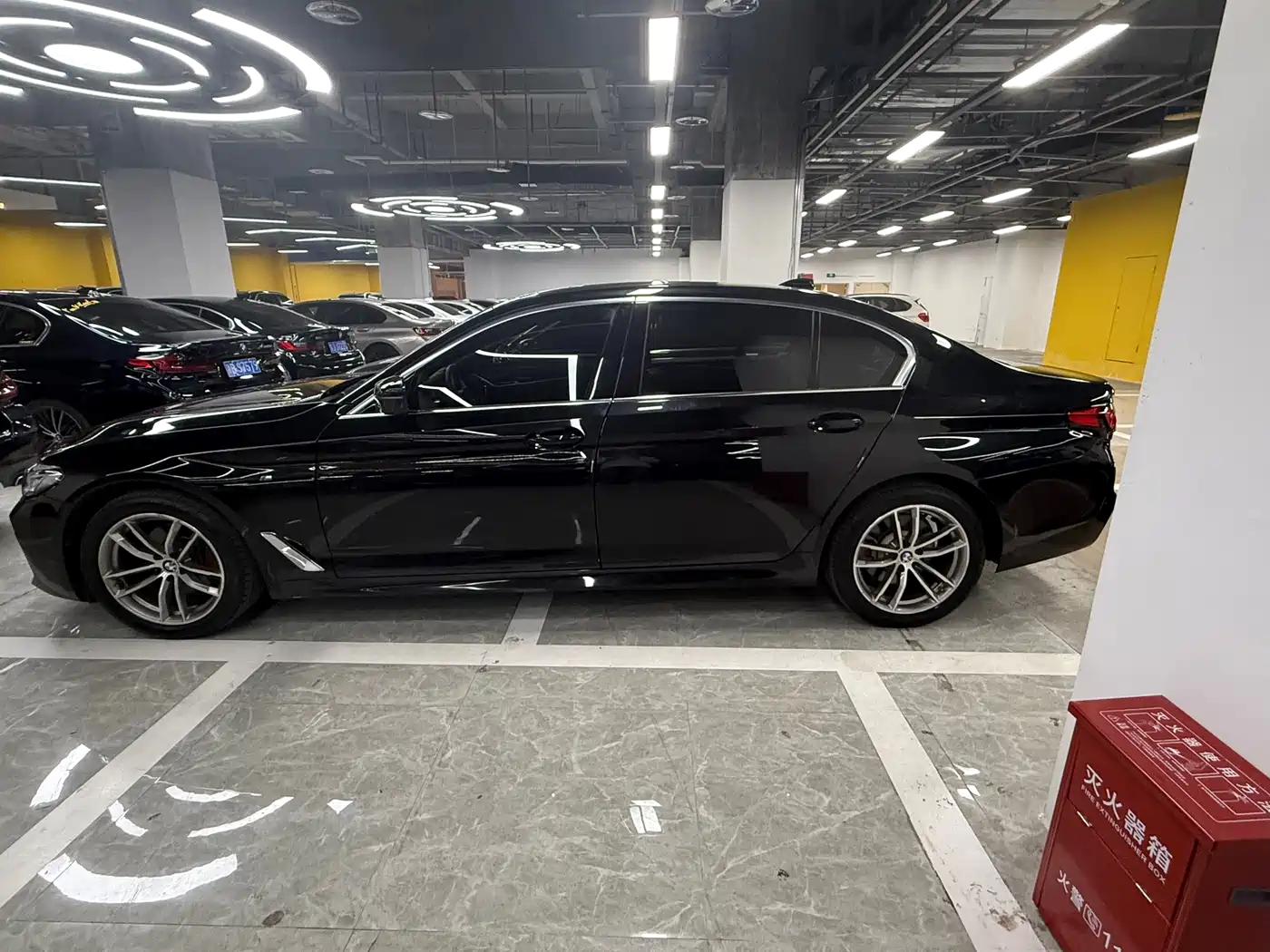 BMW 5 Series 2020 525Li M Sport Package фото 14