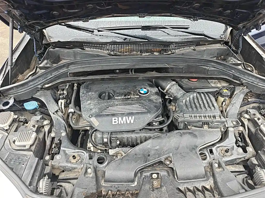 BMW X1 2018 sDrive18Li Premium Model фото 20