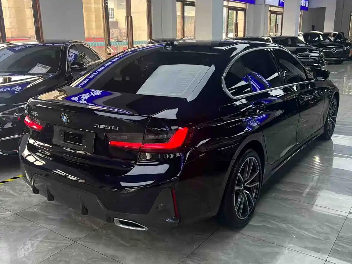 BMW 3 Series 2025 325Li M Sport Package фото 7
