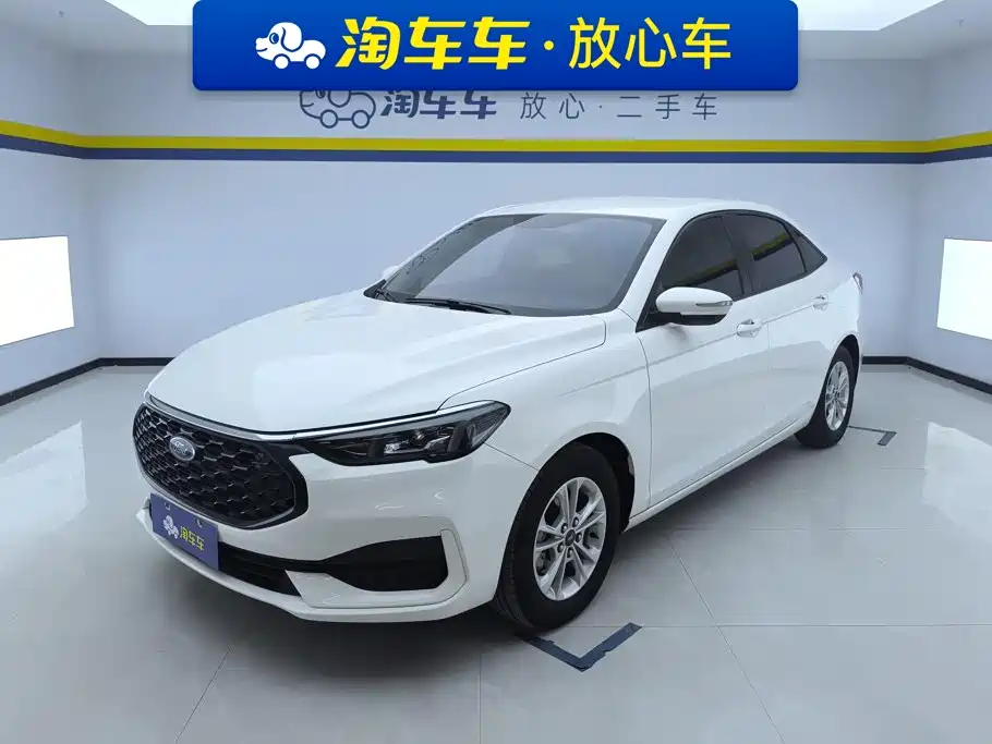 Ford Escort 2022 2021 1.5L Automatic Gold Edition