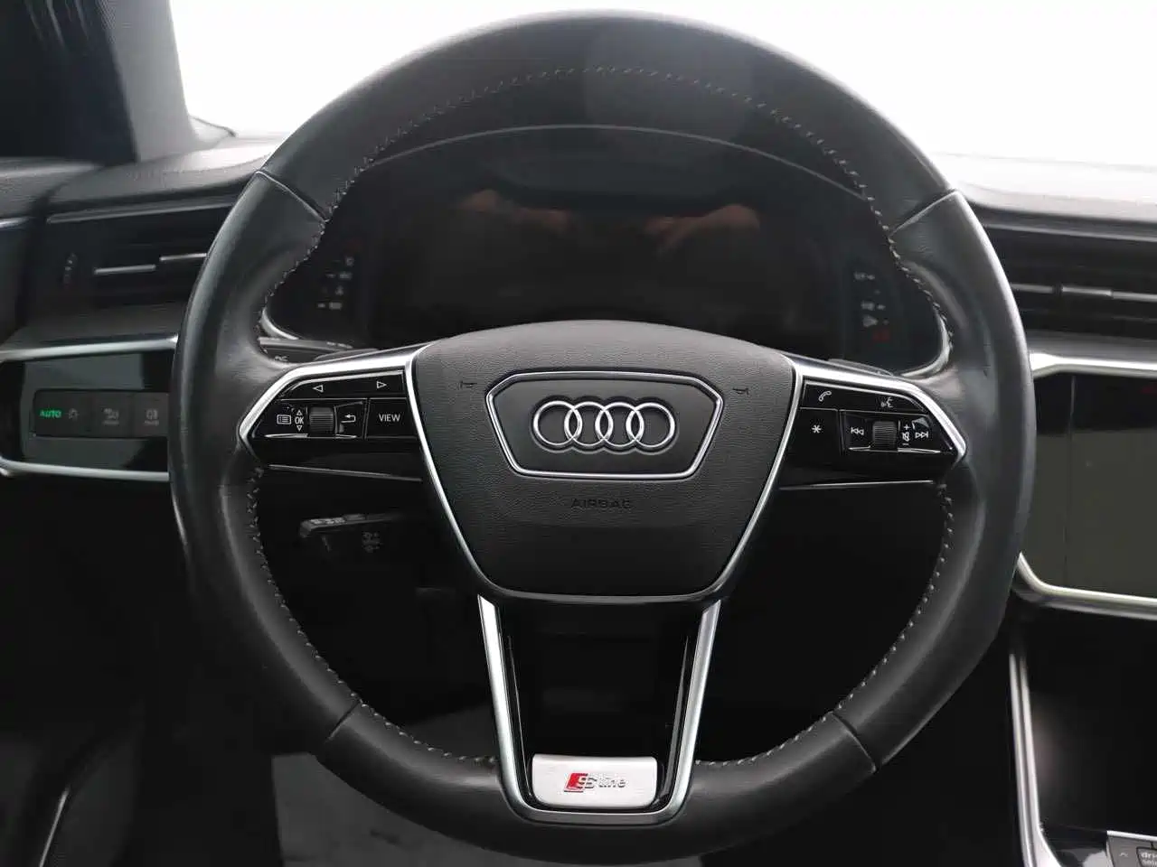 Audi A6L 2019 40 TFSI Luxury Dynamic фото 8
