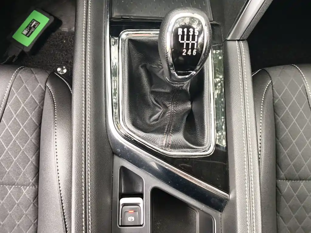BAIC Beijing X3 2020 2019 1.5T Manual Starlight Edition