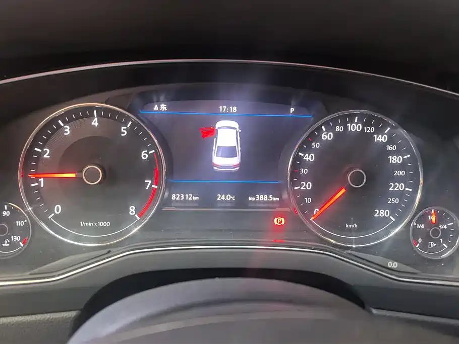 Volkswagen Phideon 2018 Facelift 380TSI FWD Business фото 14
