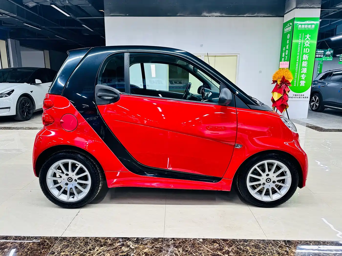 smart fortwo 2013 2013 1.0 MHD New Year Special Edition