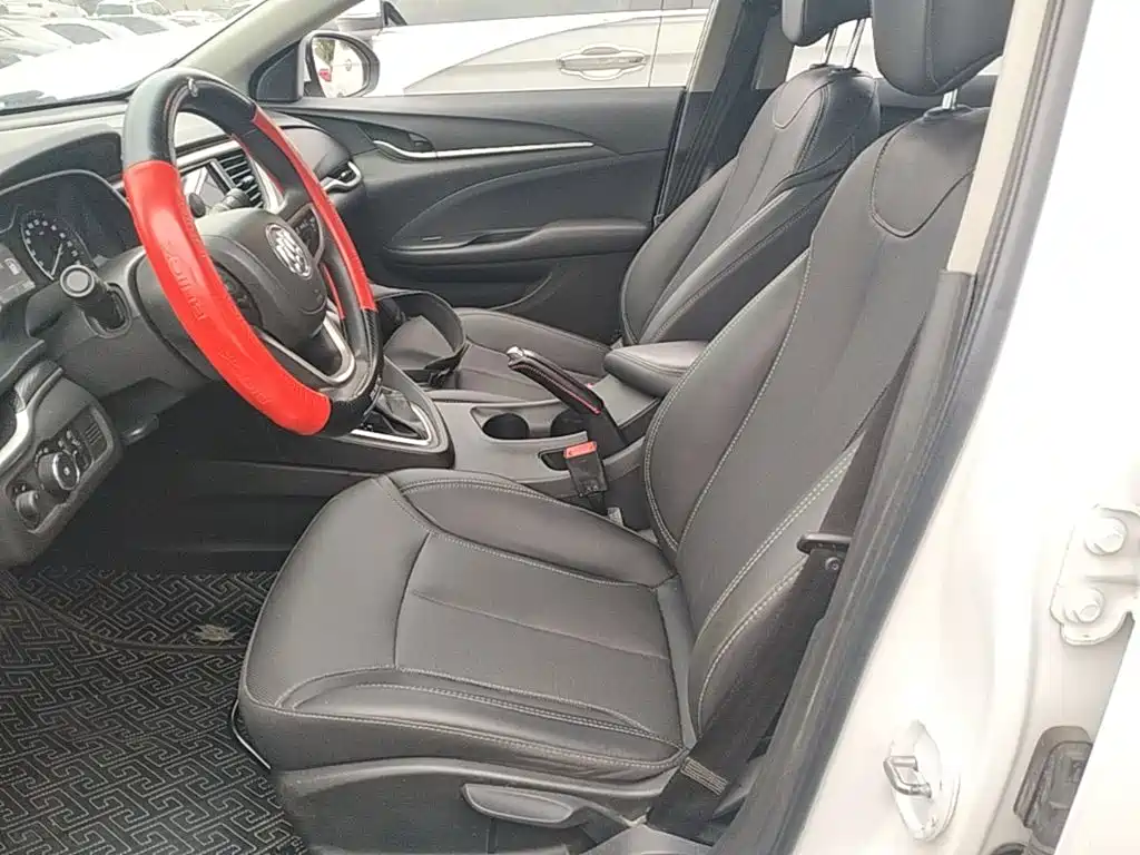 Фото 15 - Buick Excelle
