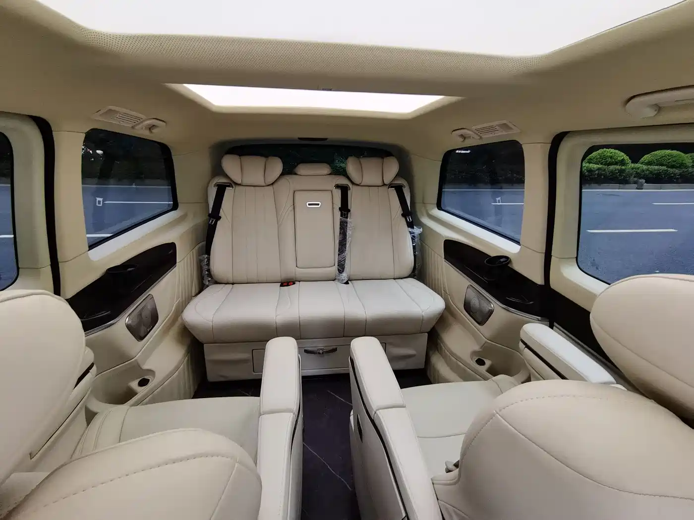 Mercedes-Benz V-Class 2022 V 260 Prestige Edition фото 18