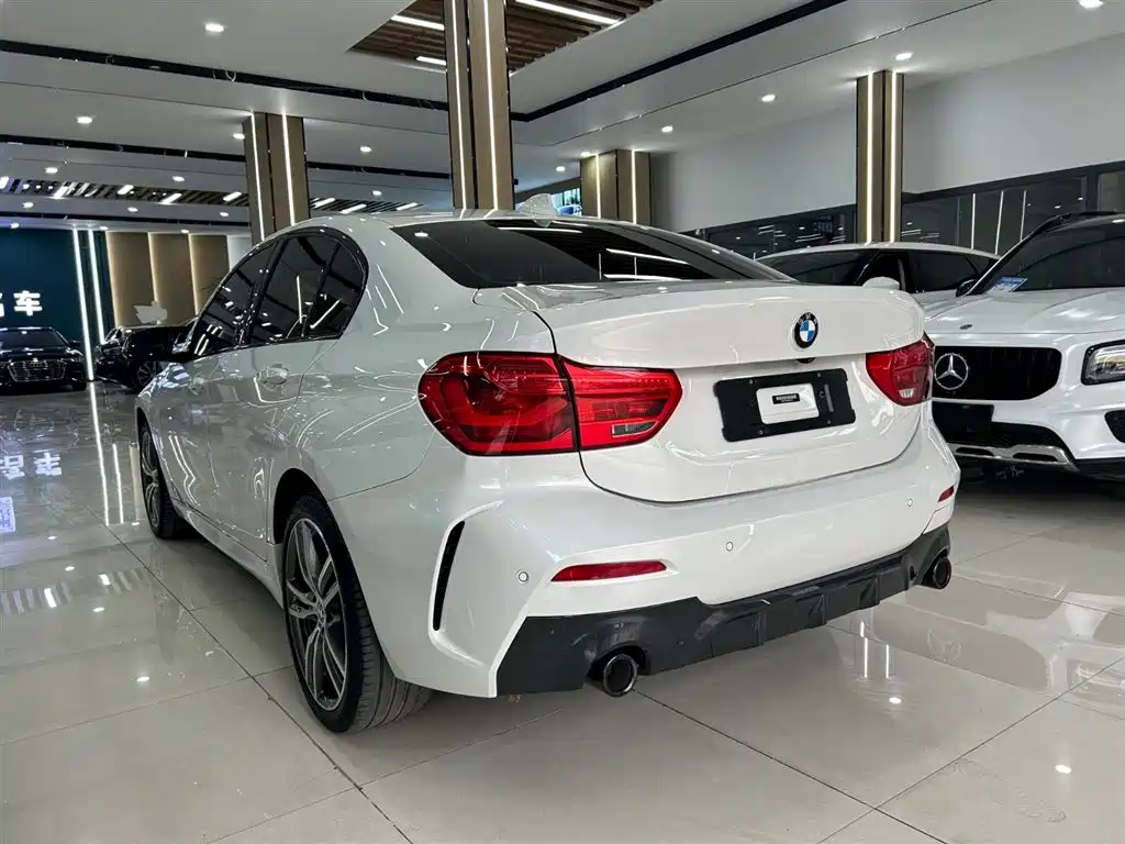 BMW 1 Series 2021 Facelift 120i M Sport Shadow Edition фото 7