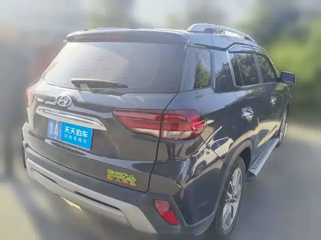 Hyundai Beijing Hyundai ix35 2019 2.0L Automatic 2WD Zhiyong·Enjoy China V — фото 2
