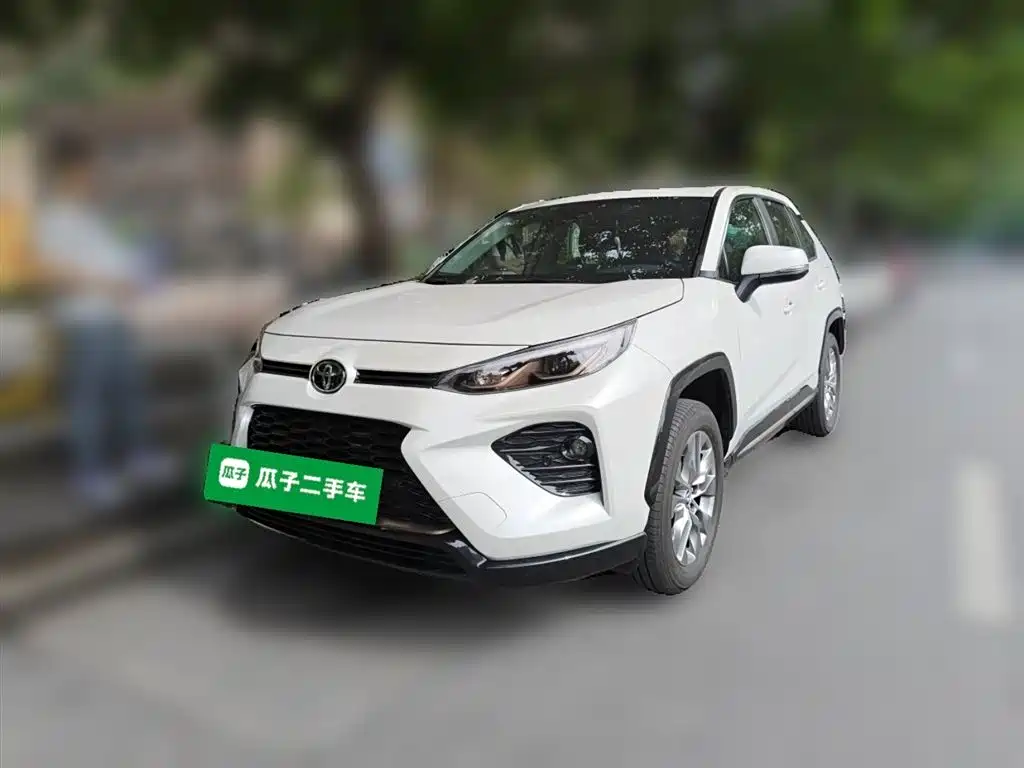Toyota Wildlander 2024 2.0L CVT 2WD Urban Edition фото 2