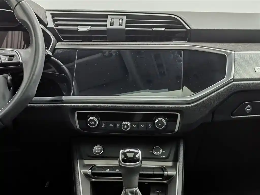 Audi Q3 2019 35 TFSI Fashion Sport фото 12