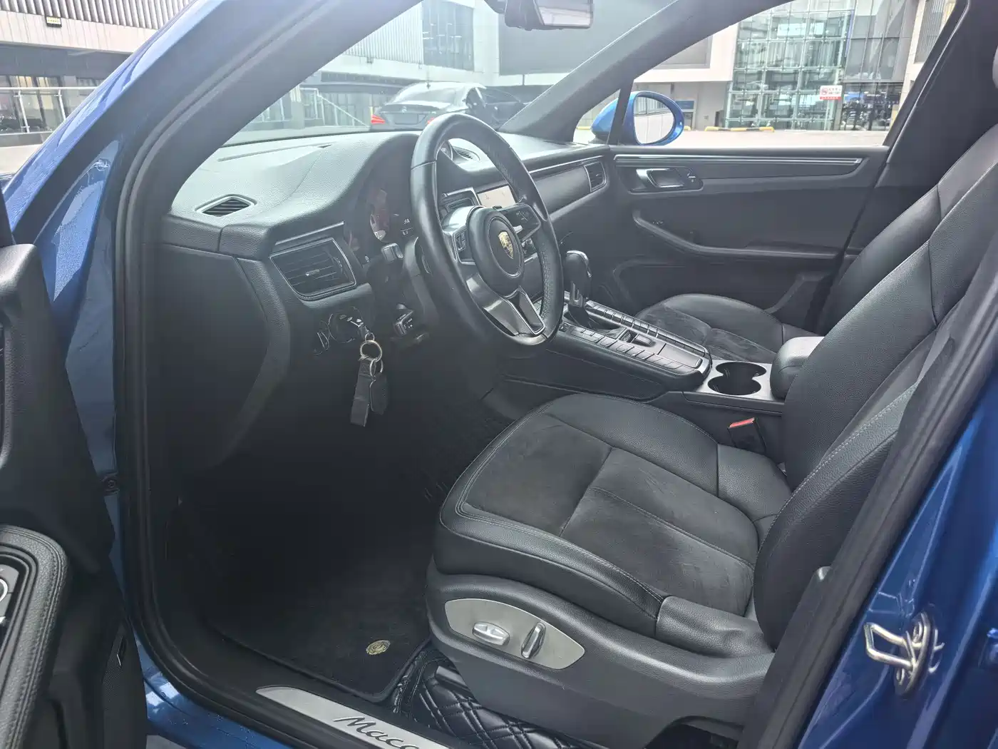 Porsche Macan 2016 Macan 2.0T фото 8