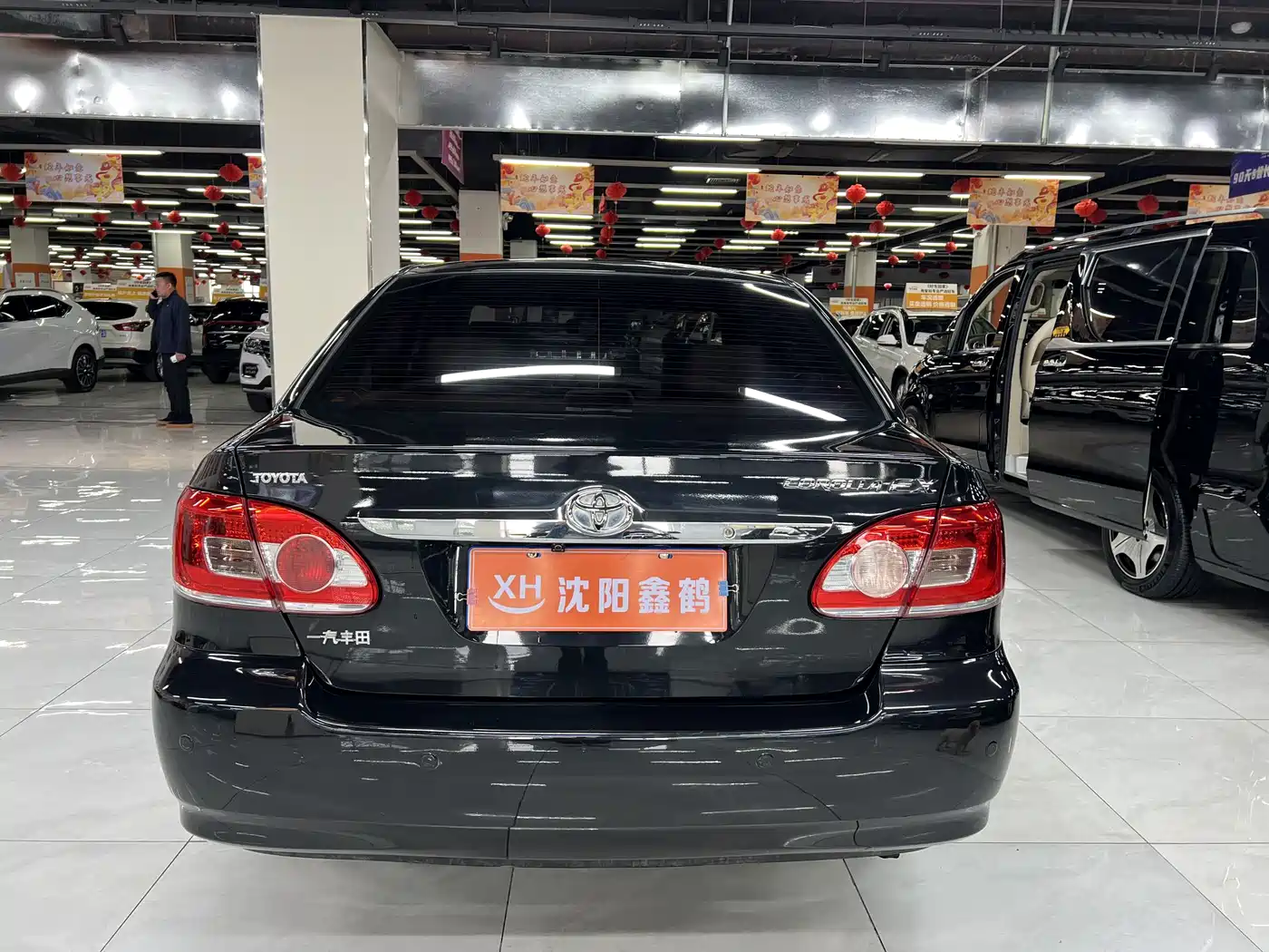 Toyota Corolla 2011 1.6L Automatic Luxury Edition фото 15