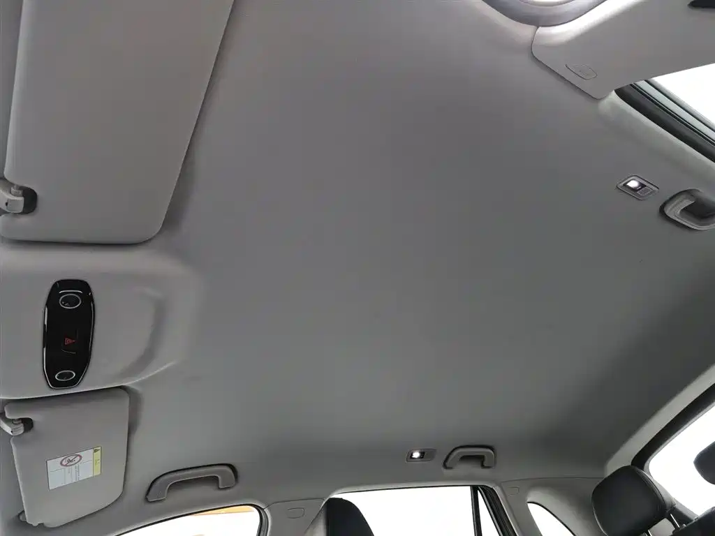 GEELY GALAXY GALAXY E5