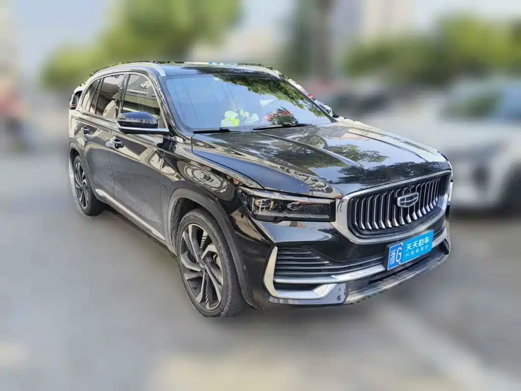 Фото 3 - Geely Monjaro