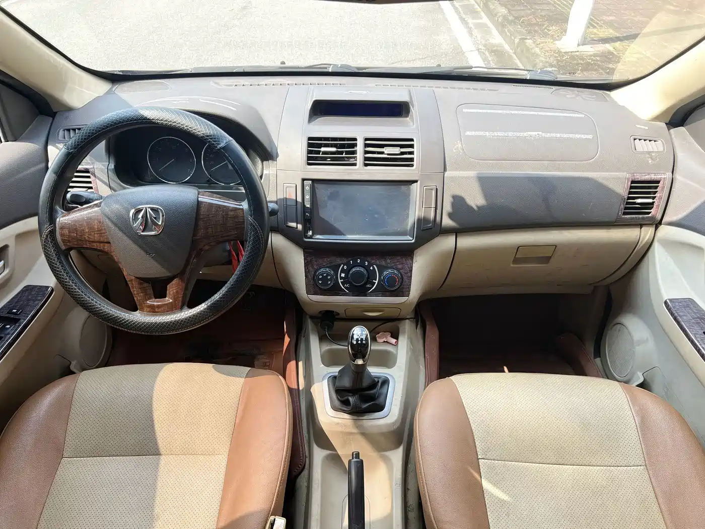 BAIC Weiwang M30 2017 2015 1.5L Comfort Model DAM15