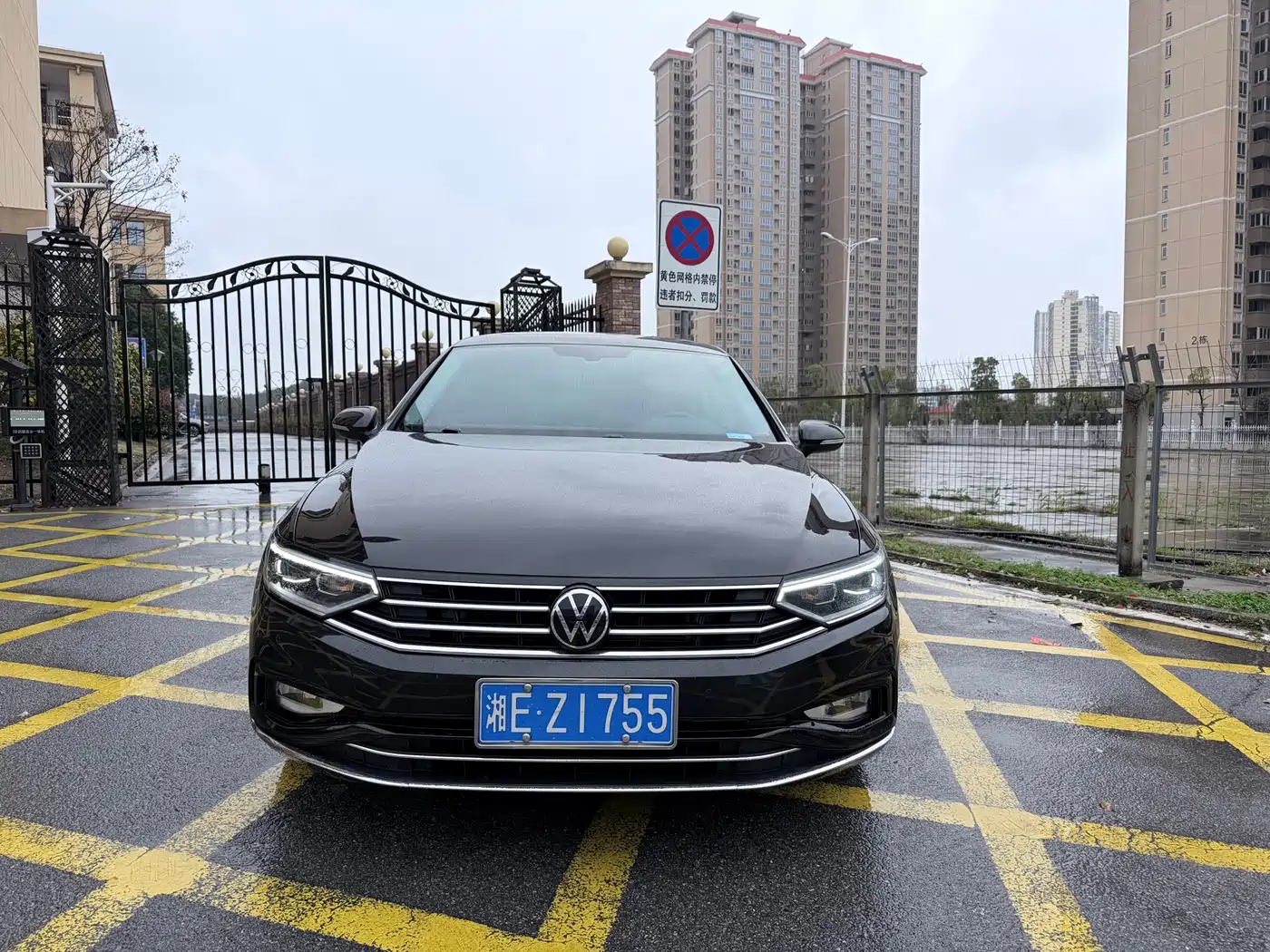 Volkswagen Magotan 2020 330TSI DSG Luxury фото 2