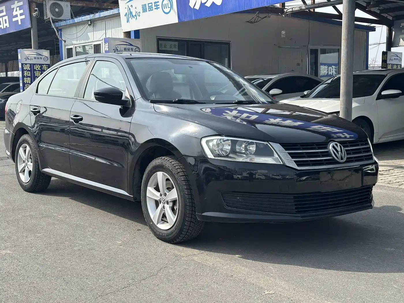 Volkswagen Lavida 2013 Facelift Classic 1.6L Automatic Trend фото 3