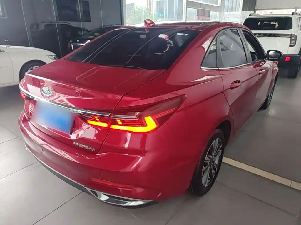 Ford Escort 2022 2021 1.5L Automatic Diamond Edition