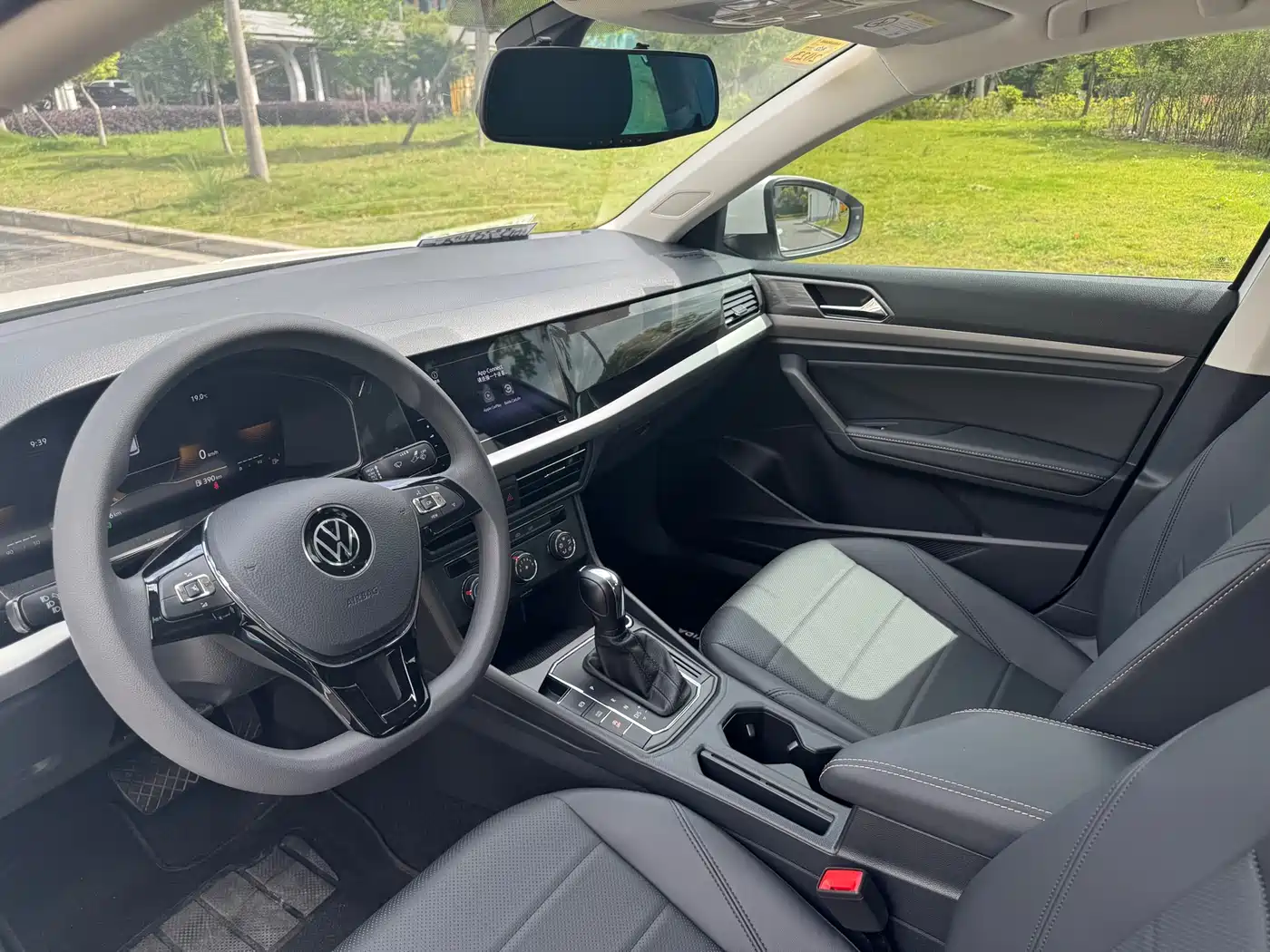 Volkswagen Lavida 2021 1.5L Auto Comfort Edition фото 11