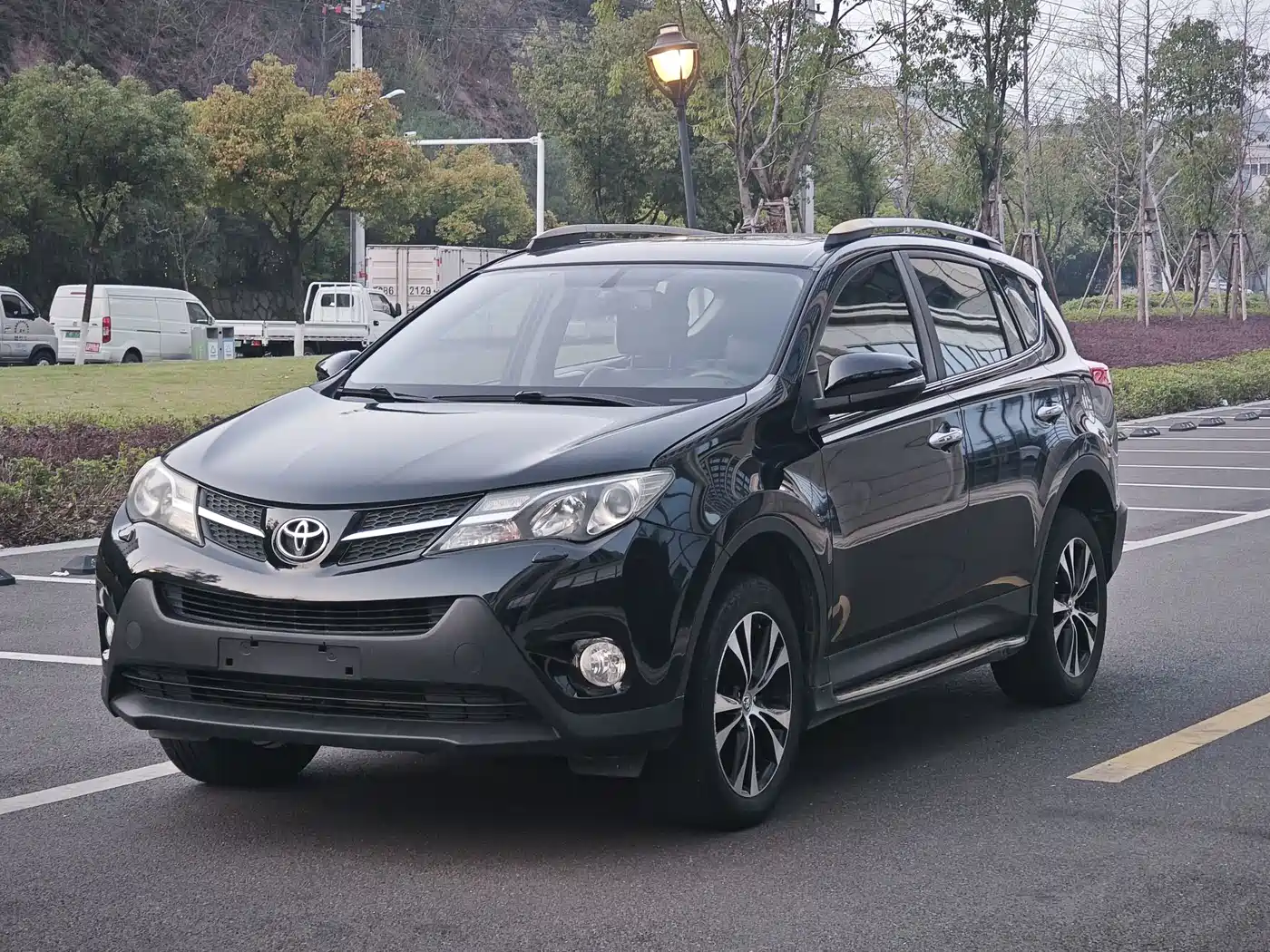 Toyota RAV4 Rongfang 2015 2.5L Automatic 4WD Elite Edition