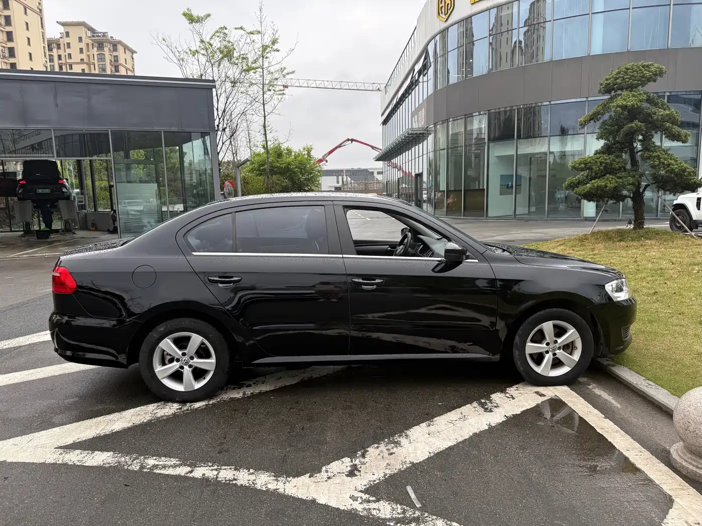 Volkswagen Lavida 2013 Facelift Classic 1.6L Automatic Trend фото 11