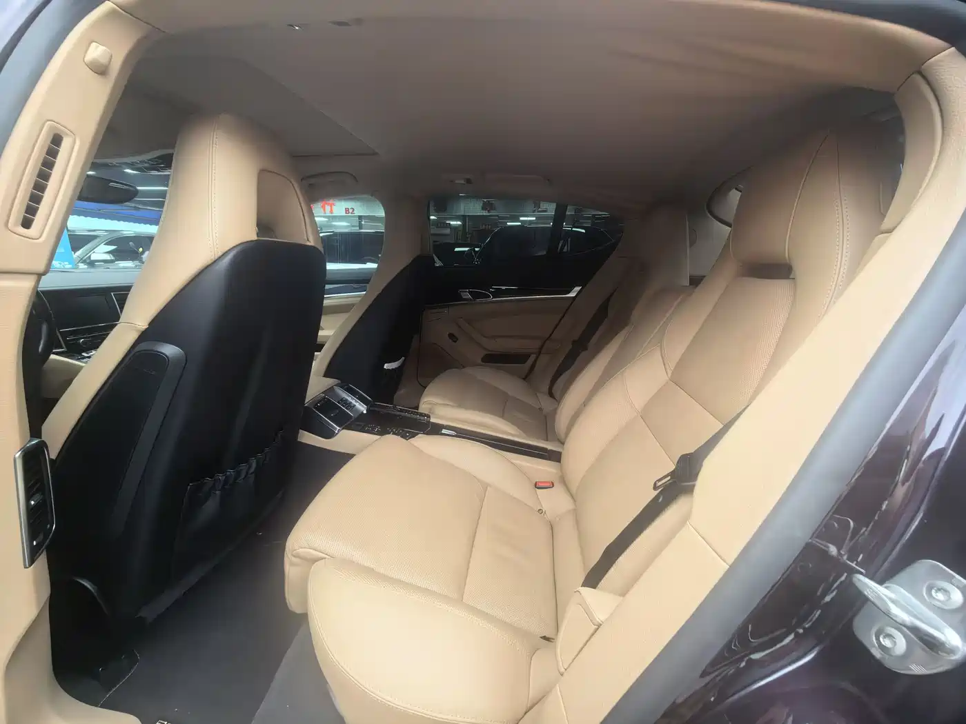 Porsche Panamera 2016 Panamera 4 Edition 3.0T фото 5