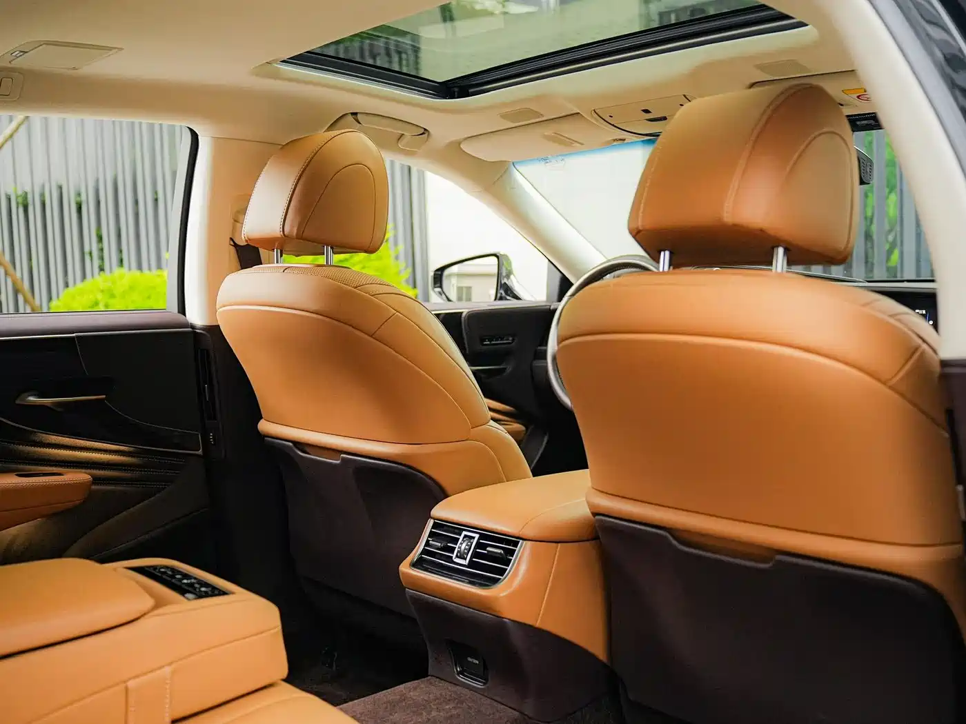 Lexus LS 2018 500h Excellence Edition China V фото 14