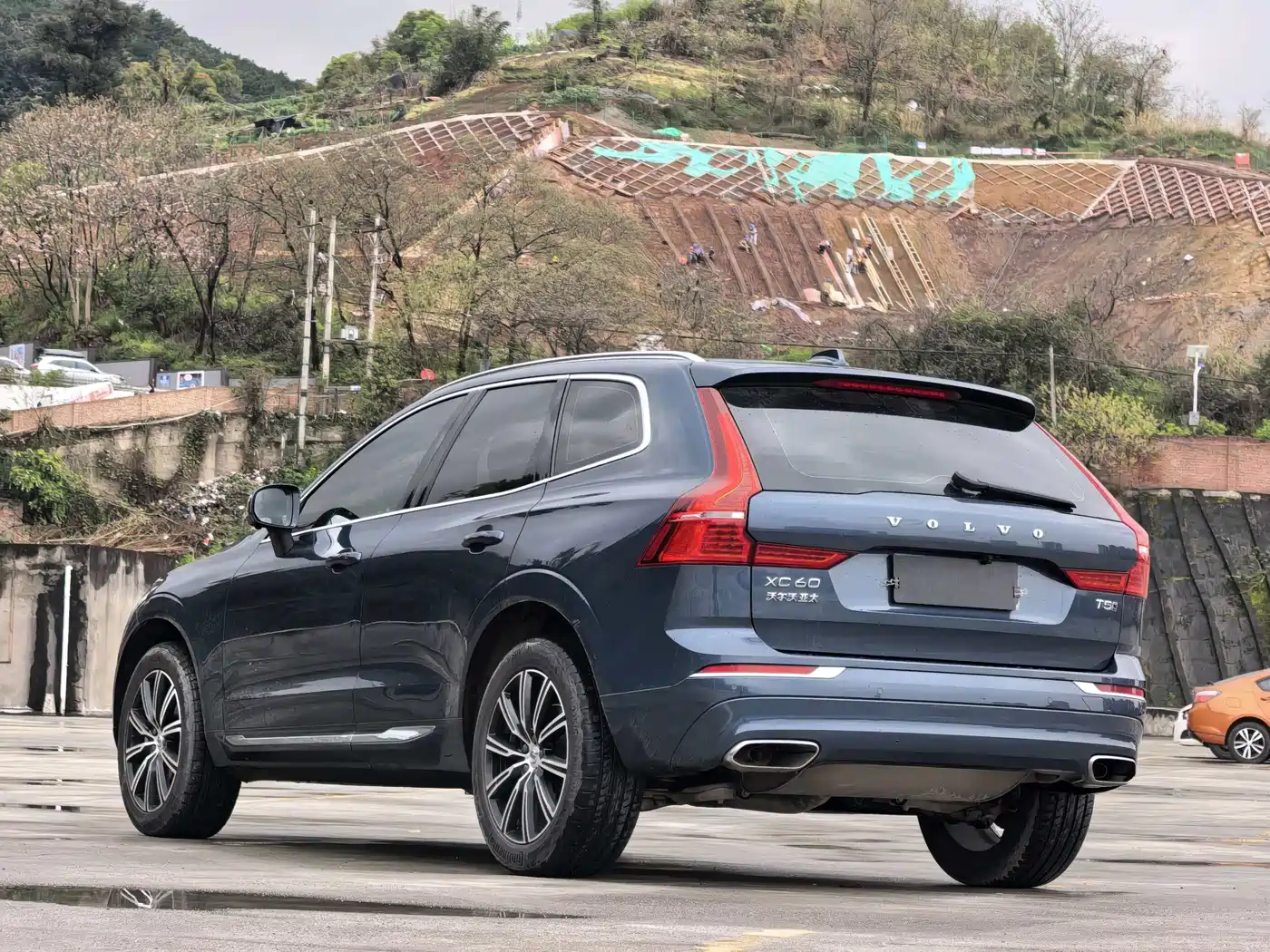VOLVO XC60
