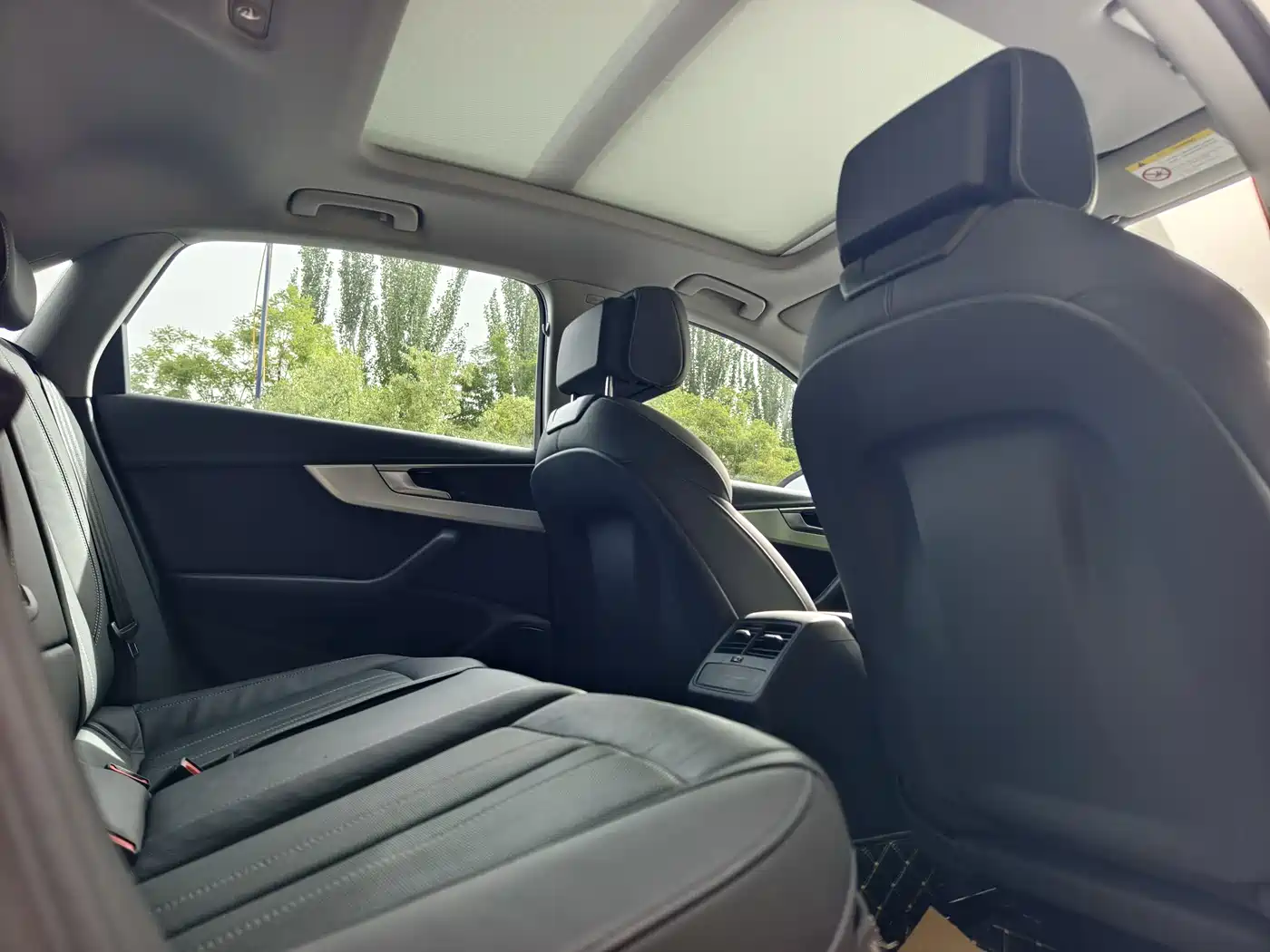 Audi A4L 2020 40 TFSI Fashion Dynamic Edition фото 8
