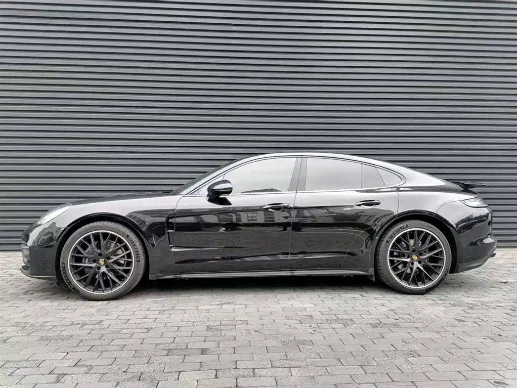 Porsche Panamera 2023 Panamera 2.9T Platinum Edition фото 9