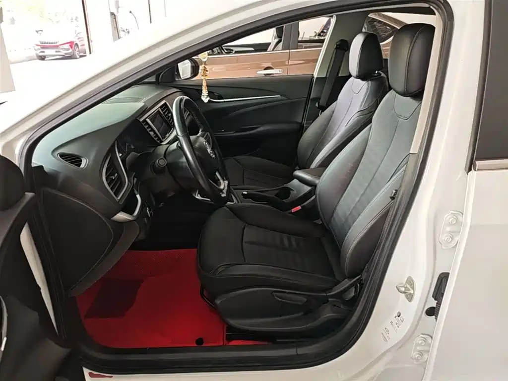 Buick Excelle 2019 18T Auto Connected Elite China VI фото 11