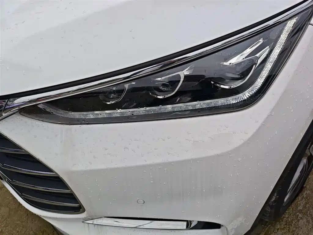 BYD Tang 2018 2.0T Automatic Smart Connection Honor Edition 7-Seater China V фото 24