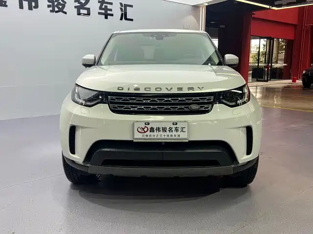 Land Rover Discovery 2017 3.0 SC V6 SE — фото 3