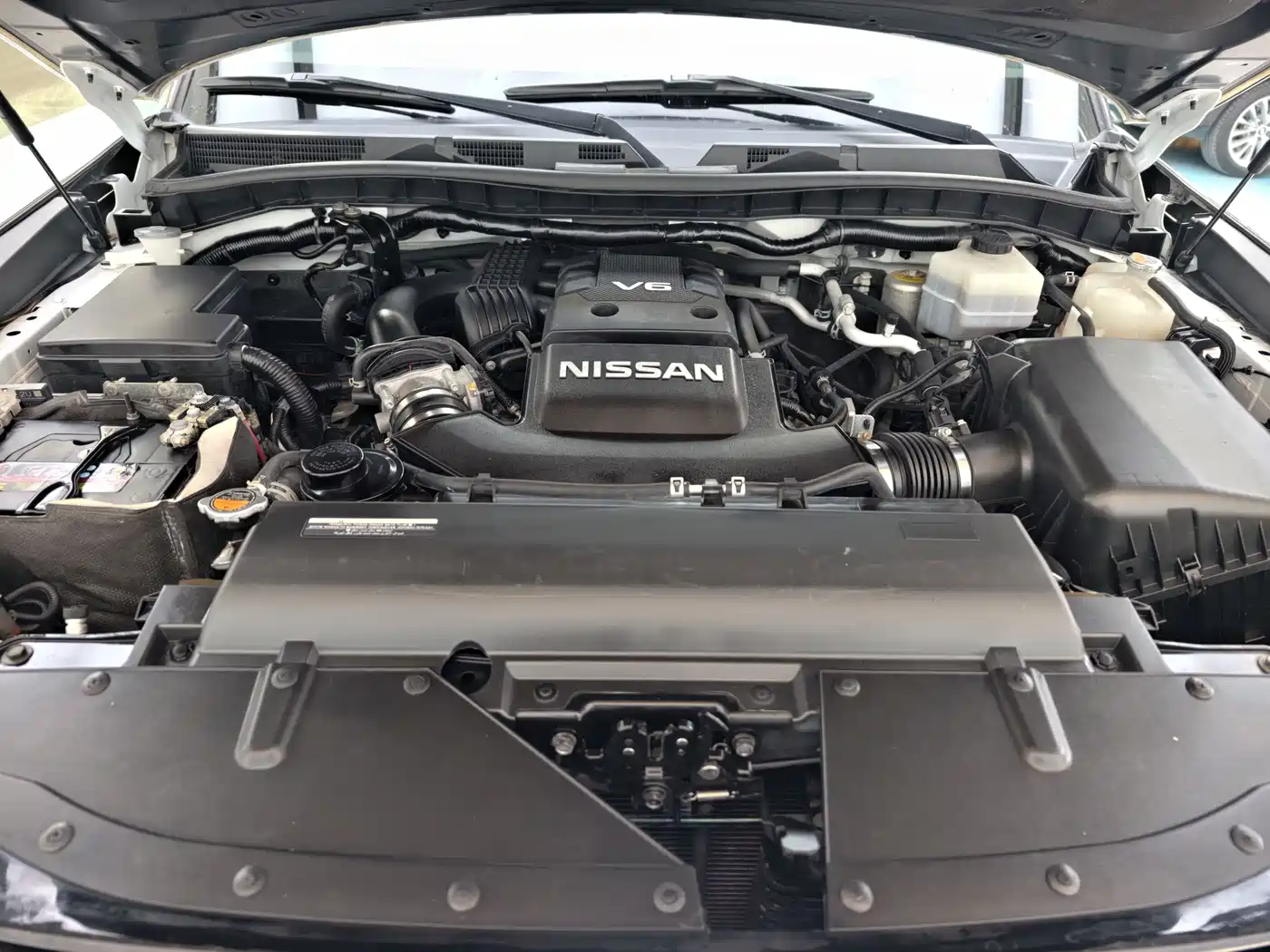 Nissan Patrol 2017 2018 4.0L Flagship