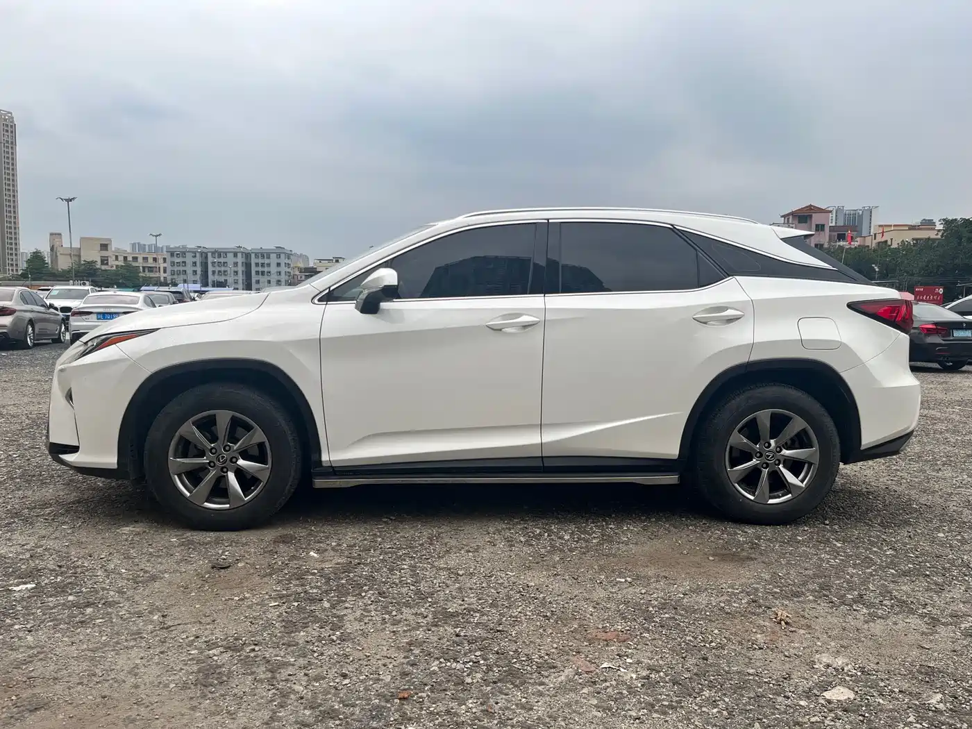 Lexus RX 2016 300 2WD Elite Edition China VI фото 4