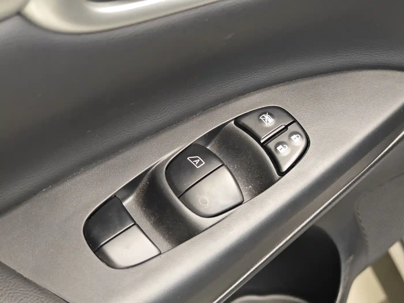 Nissan SYLPHY, миниатюра 10