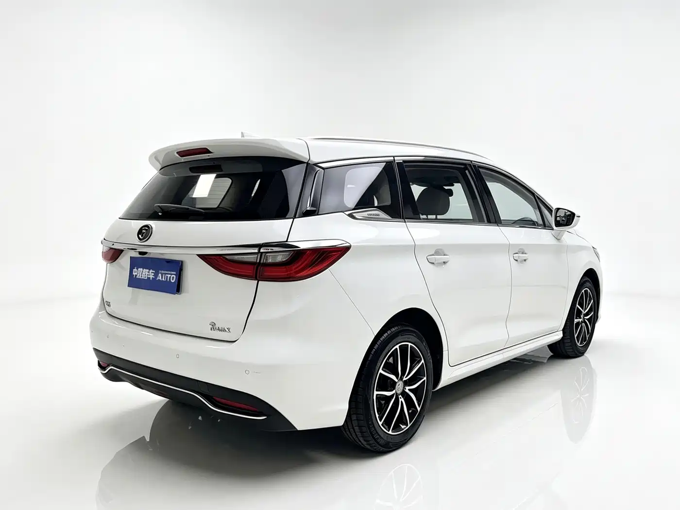 BYD Song MAX 2017 1.5T Auto Smart Elite 7-Seater фото 7