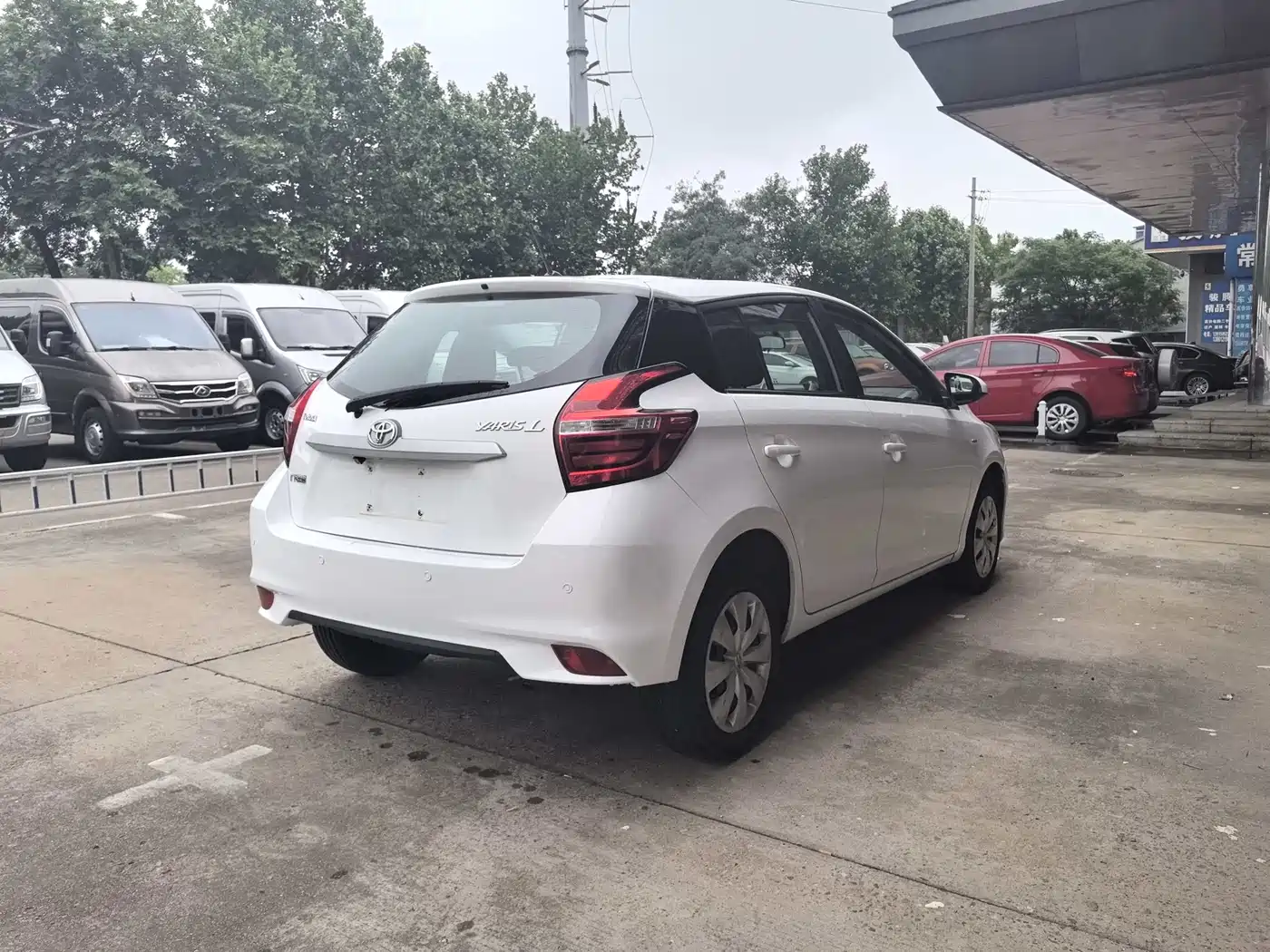 Toyota YARiS L Zhi Xuan 2016 Facelift 1.5E CVT Charming Edition фото 7