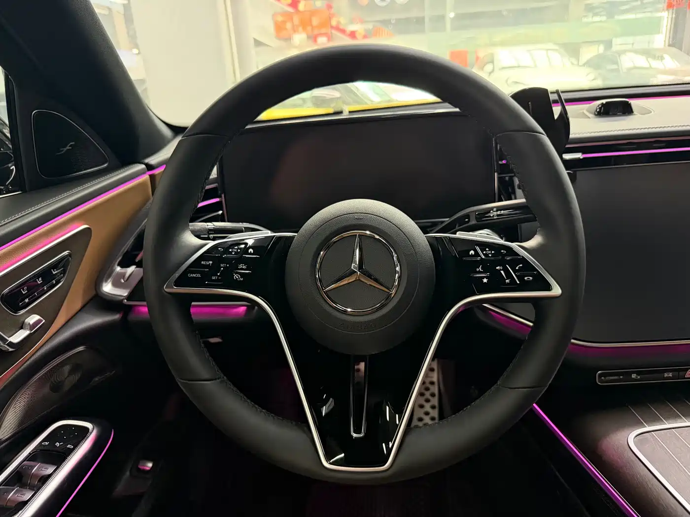 Mercedes-Benz E-Class 2025 E 300 L Luxury Sport фото 12